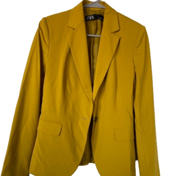 Zara Jackets & Blazers - Zara Blazer Womens Size 6